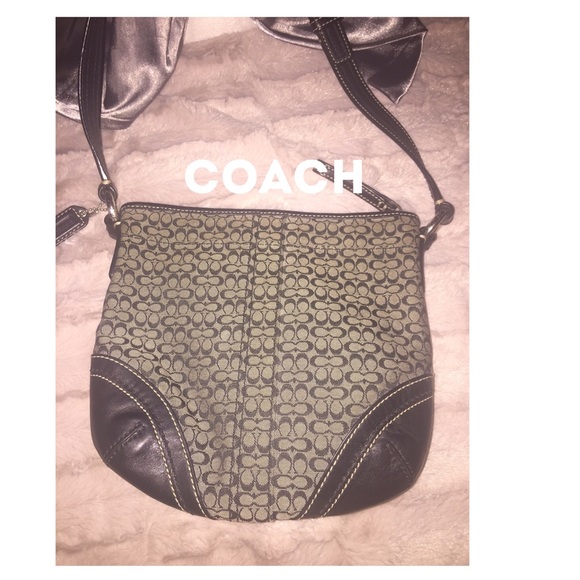 Vintage Coach Cross Body Purse - Picture 1 of 4