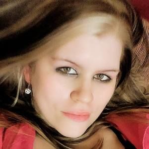 Meet your Posher, Michelle collini