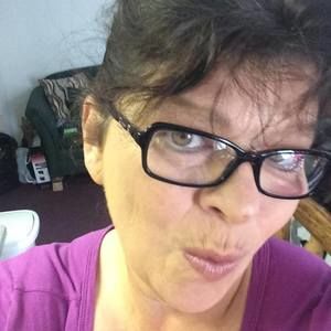 Meet your Posher, Deana