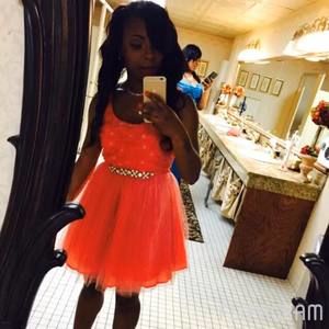 Meet your Posher, Tynisha