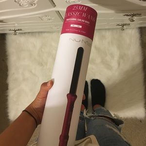 nume 25mm Classic curling wand