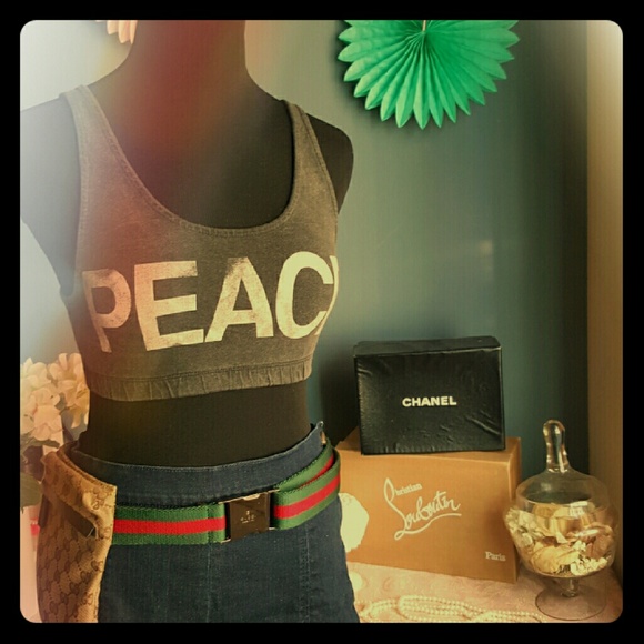 TOPSHOP Crop top
