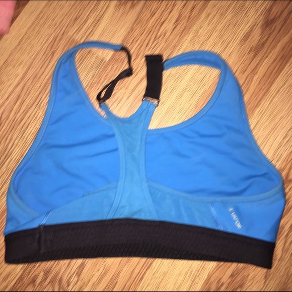 5 champion sport bras 💘 - Picture 3 of 3