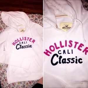 Hollister Sweater ✨ OBO!