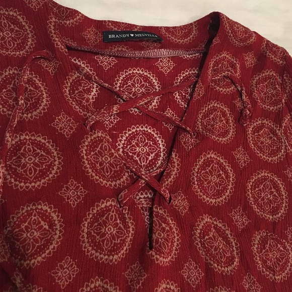 ❌sold❌RARE brandy Melville top - Picture 2 of 4