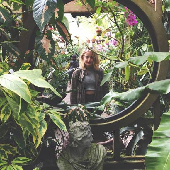 Meet your Posher, Emilia