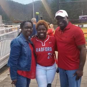 Meet your Posher, Lizzy