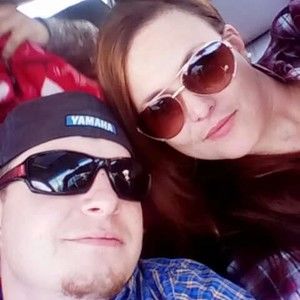 Meet your Posher, Dustin