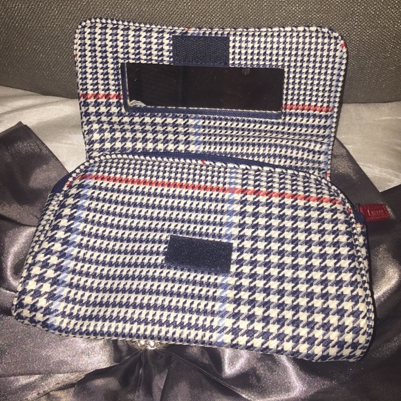 Ralph Lauren Cosmetic Bag - Picture 2 of 4