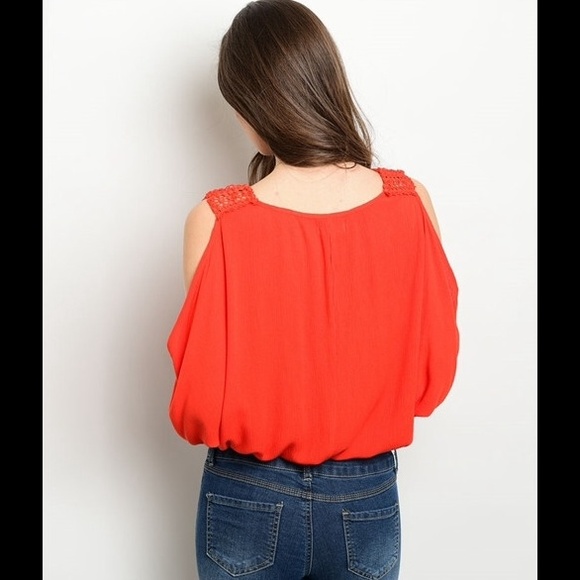 💕 Sale 💕 Liya Woodstock Top (S) - Picture 2 of 2