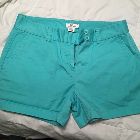 Vineyard vines shorts