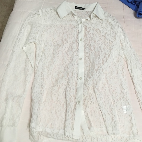 😍White lace top - Picture 2 of 4