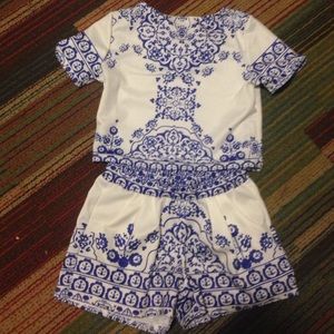 2 piece set crop top and shorts