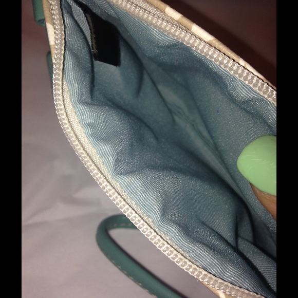 Coach wristlet - Picture 4 of 4