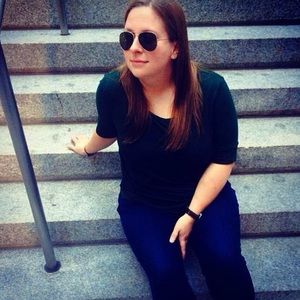 Meet your Posher, Stefanie