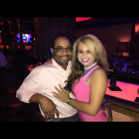 Meet your Posher, Sandra - Picture 3 of 4