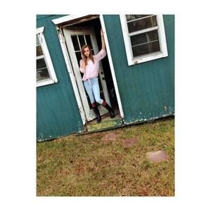 Meet your Posher, Sara