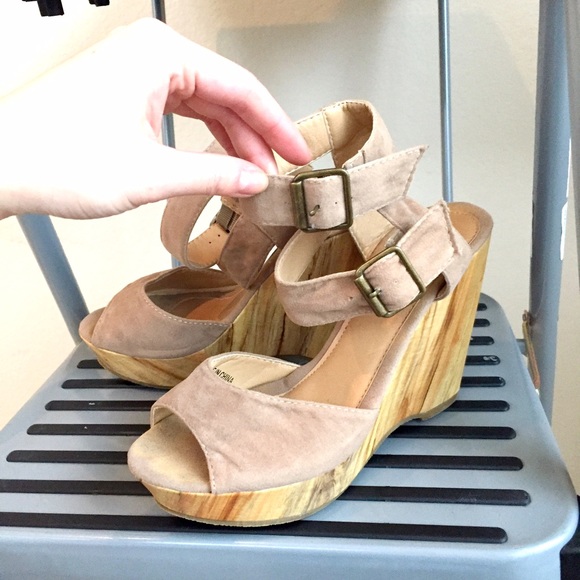 Forever 21 Shoes - Like NEW F21 suede like nude wedge sandals Forever 21 Shoes - Like NEW F21 suede like nude wedge sandals