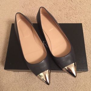 metal cap toe flats