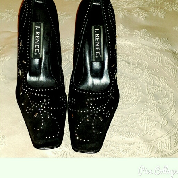 Ladies size 9 studded pumps