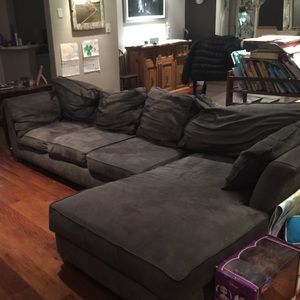 Microsuede sectional 69x115x38". Taupe sectional.