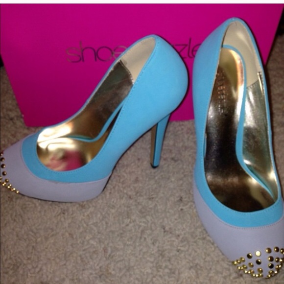 Blue/grey bedazzled heals