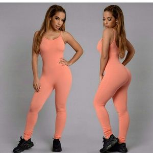 Brand New peach jumpsuit**fashion Nova brand **