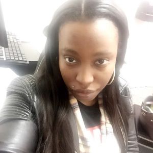 Meet your Posher, Latisha