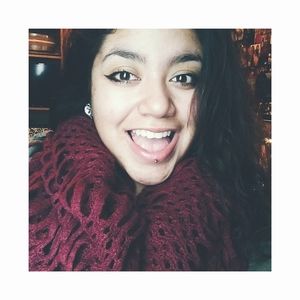 Meet your Posher, Itzel