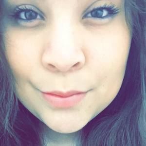 Meet your Posher, Leandra