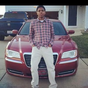 Meet your Posher, Lorraine