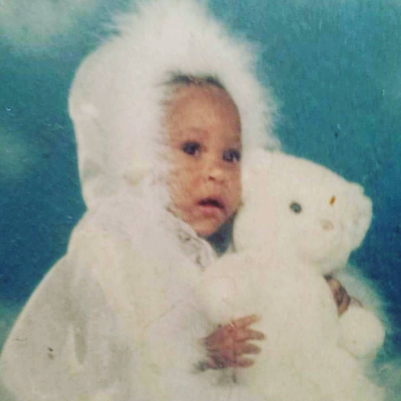 Meet your Posher, Parris