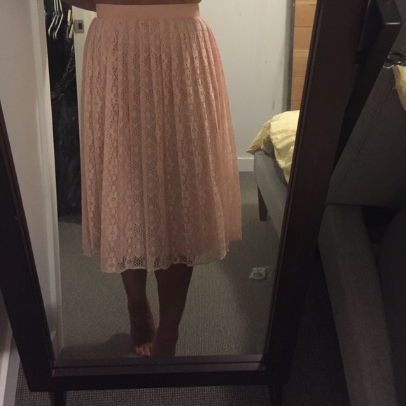 Chealsea 28 lace skirt