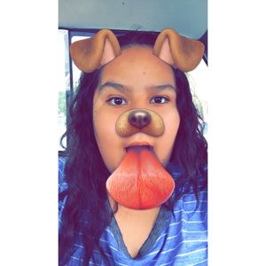 Meet your Posher, Nuvia