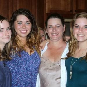 Meet your Posher, Roni