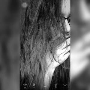 Meet your Posher, Kendra