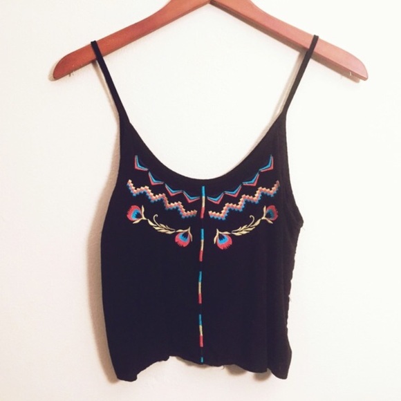 Aztec Embroidered Crop Top - Picture 2 of 3