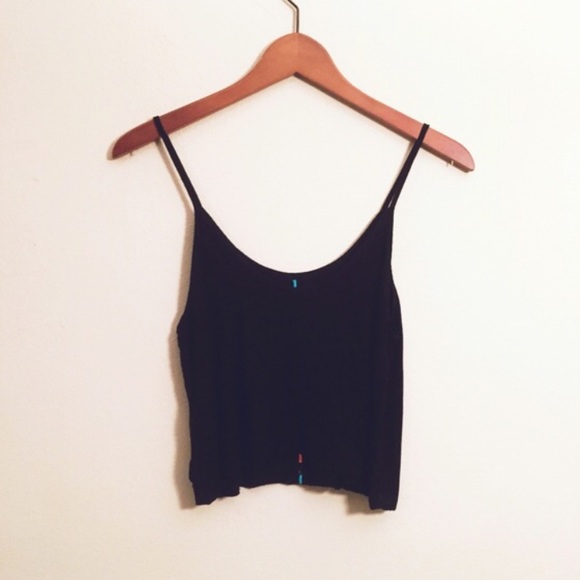 Aztec Embroidered Crop Top - Picture 3 of 3