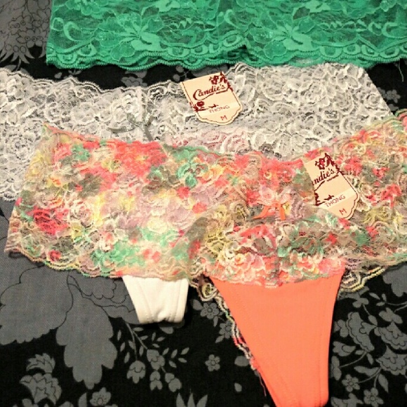 SOLD! Lacy bundle - Picture 3 of 3