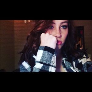 Meet your Posher, Destinie