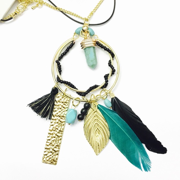 1 Pc. Feather And Tassel Bohemian Double Necklace