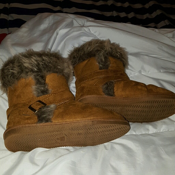 Boots - Picture 2 of 3