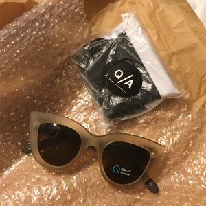 Quay Australia Kitti Cat sunglasses