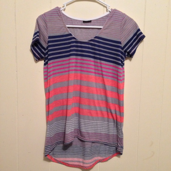 Rue 21 Tee
