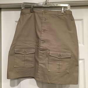 GAP khaki skirt
