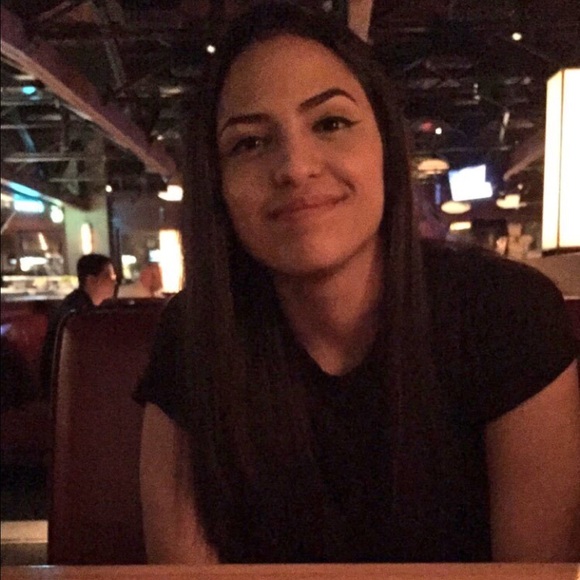 Meet your Posher, Carmen