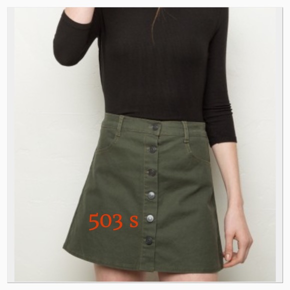 Brandy Melville Beige Nanna Skirt NWT (S)