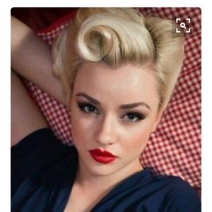 Meet your Posher, Lorena