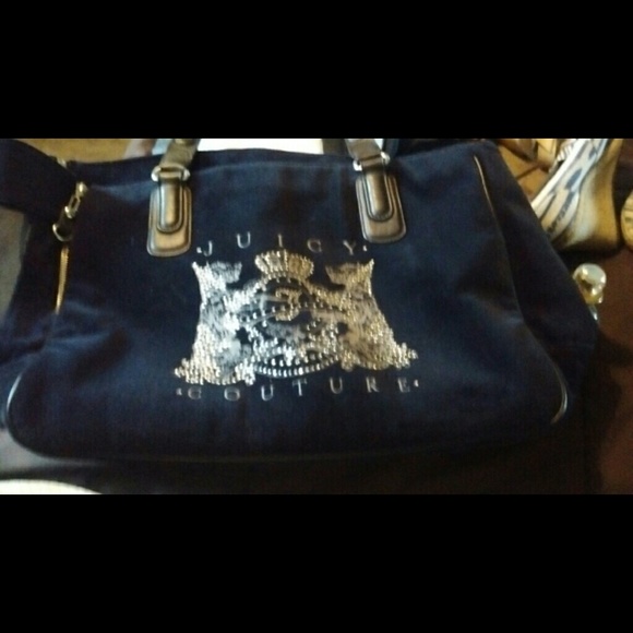 Juicy coutor doggy purse