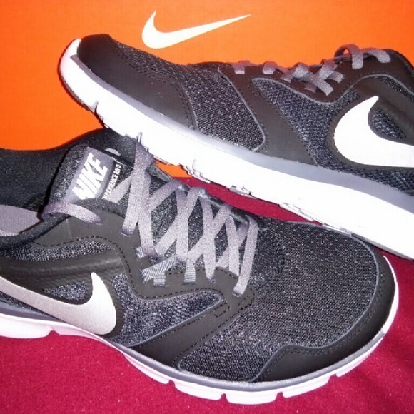 NIKE FLEX....